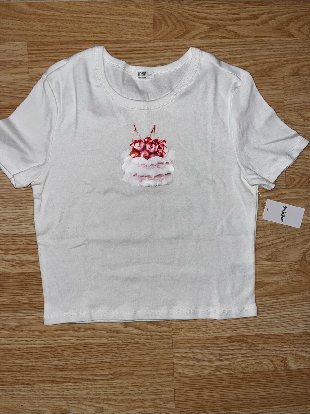 Ardene White Crop Tee with Red Floral Cake Motif